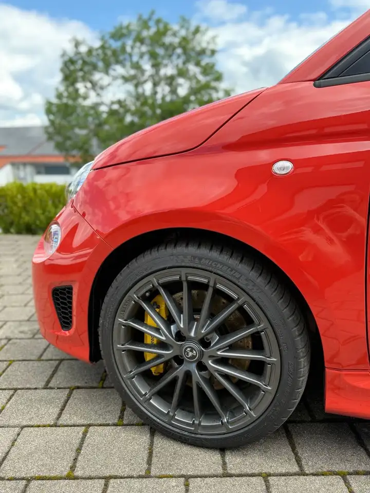 Abarth 500 695 1.4 T-Jet *BEATS AUDIO*ALCANTARA*PDC* — Galería del vehículo 8