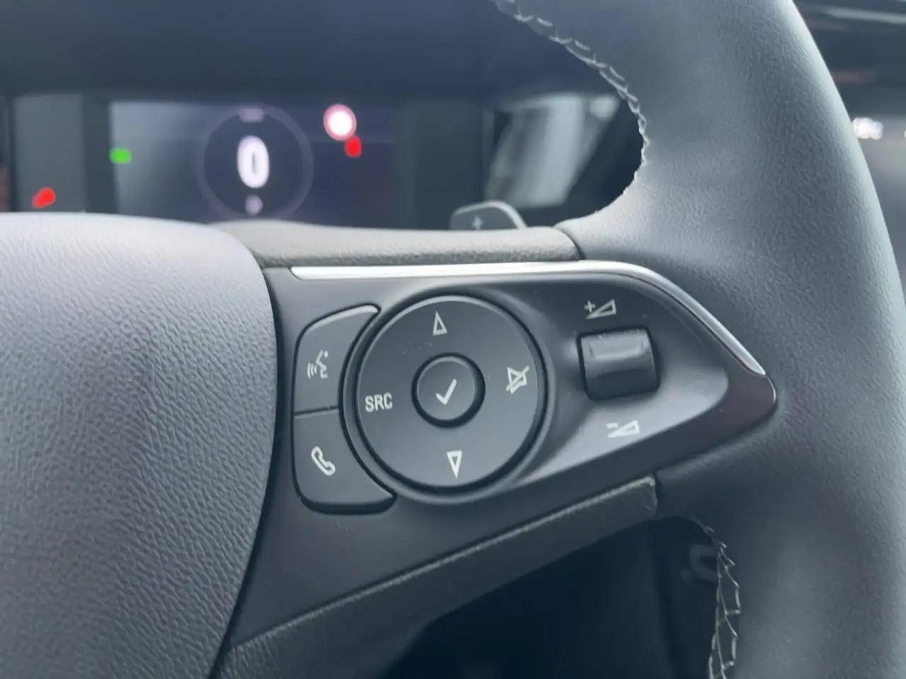 Opel Mokka AT8 Elegance StylePaket//SHZ/LHZ/PDC/Kamera — معرض صور السيارة 19