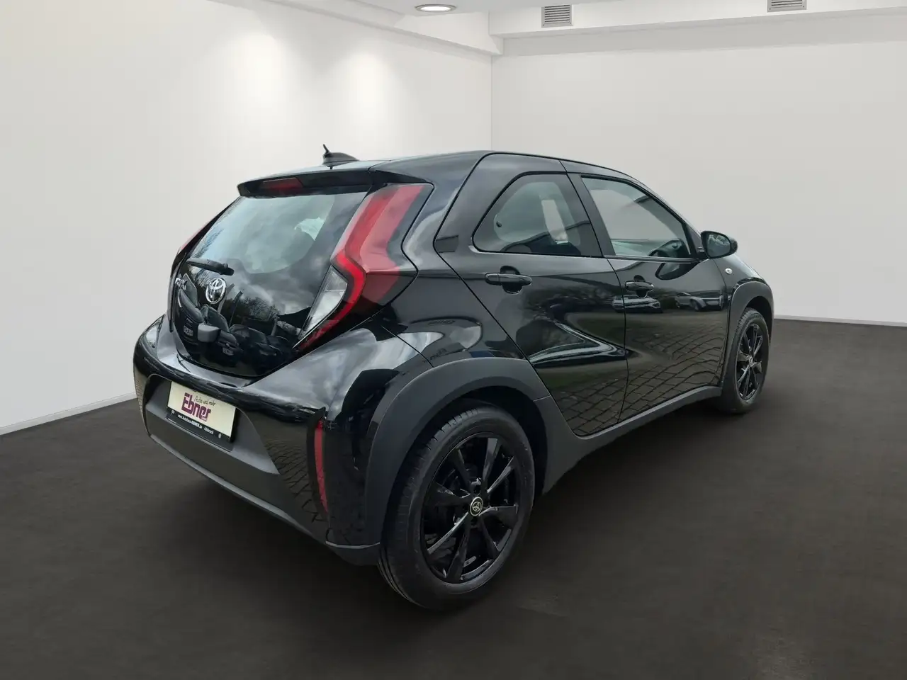 Toyota Aygo X PLAY DESIGN VVT-i ACC+KAMERA+NAVI-APP+15 ALU! — Galería del vehículo 4