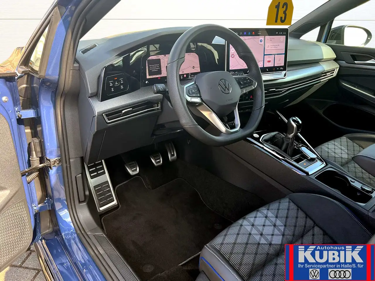 Volkswagen Golf VIII 1.5 TSI R-Line Black Style+IQ. Light+HUD+Topsp — Galerie du véhicule 22