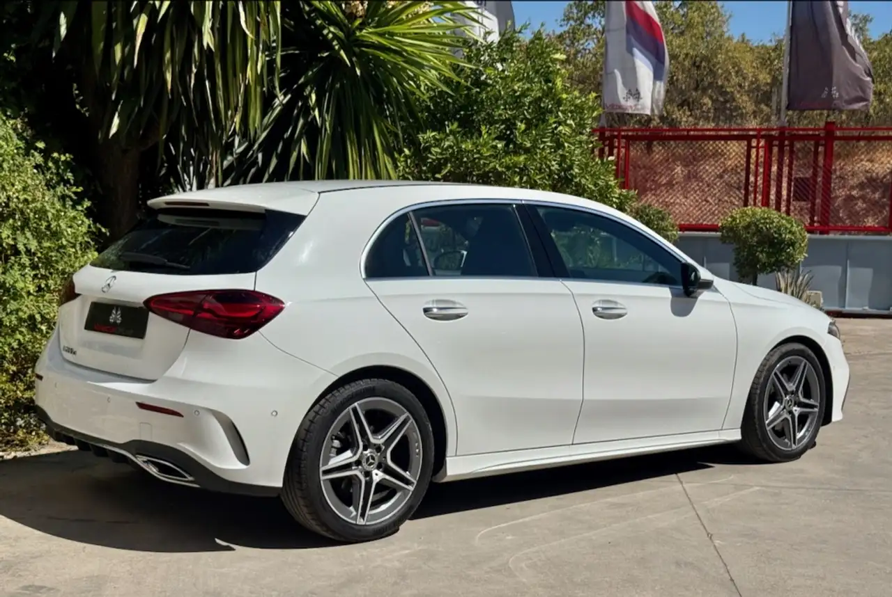 Mercedes-Benz A 200 200d Sedán Progressive Line Advanced 8G-DCT — معرض صور السيارة 7