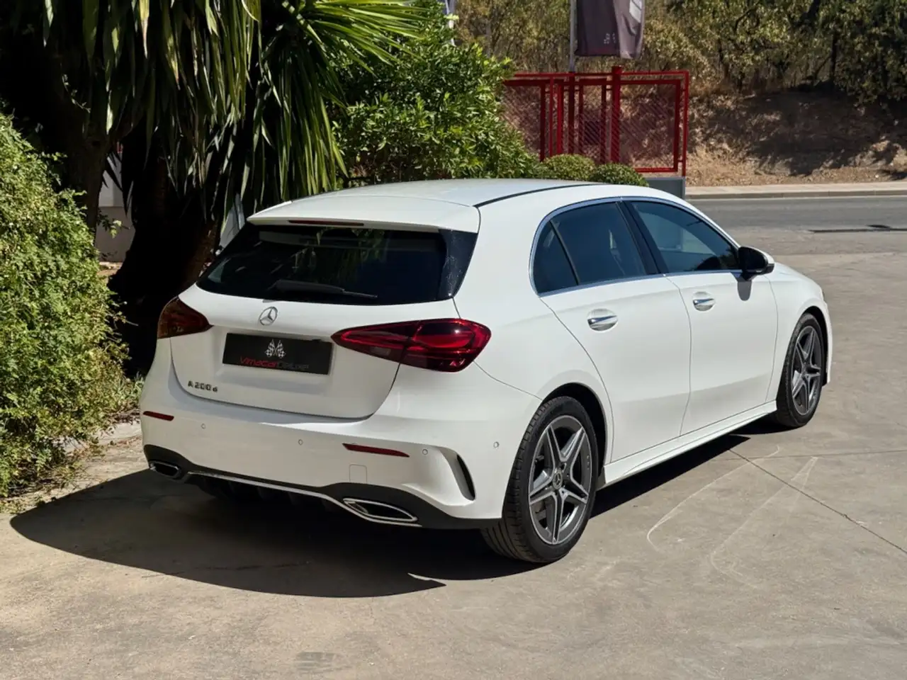 Mercedes-Benz A 200 200d Sedán Progressive Line Advanced 8G-DCT — معرض صور السيارة 5