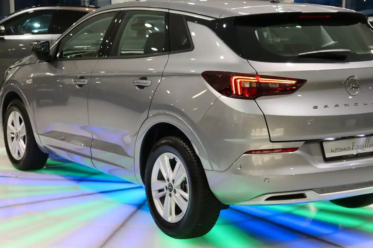 Opel Grandland X Enjoy*LEDER*ALU*LED*NAVI*SHZ*MFL* — Galerie du véhicule 7