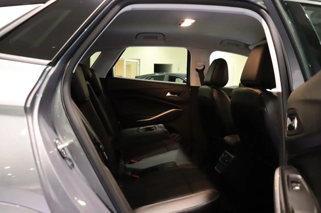 Opel Grandland X Enjoy*LEDER*ALU*LED*NAVI*SHZ*MFL* — Galerie du véhicule 19