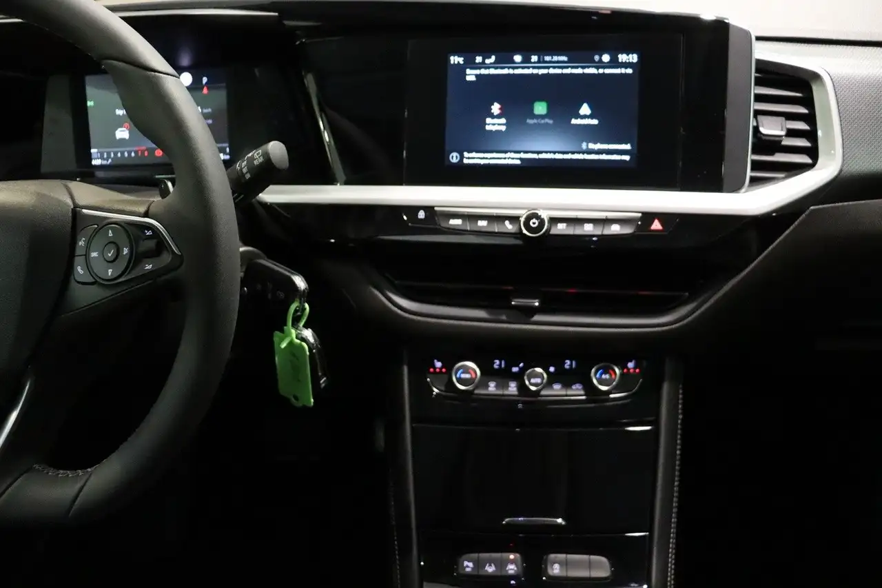 Opel Grandland X Enjoy*LEDER*ALU*LED*NAVI*SHZ*MFL* — Galerie du véhicule 25