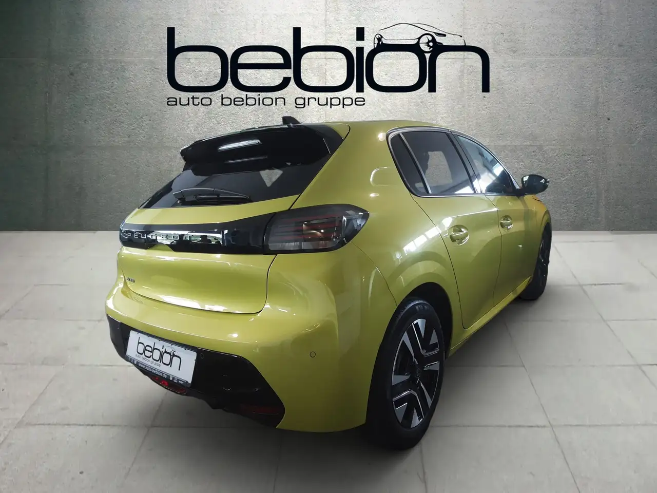 Peugeot 208 1.2 PureTech 100 Allure LED PDC KlimaA SpurH — معرض صور السيارة 13