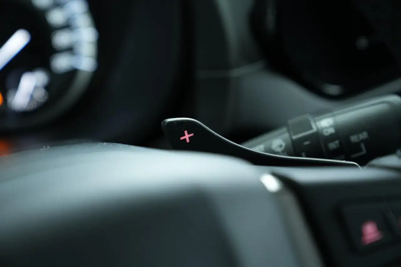 Suzuki SX4 S-Cross Comfort Hybrid *AUTOMATIK*KEYLEES* — Vehicle gallery 35