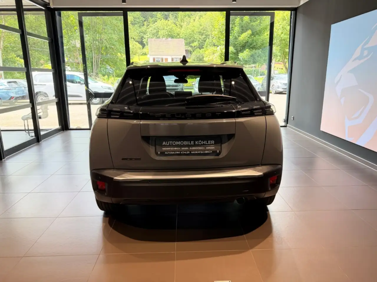 Peugeot 2008 Allure LED PDC DAB APP KLIMA — Galerie du véhicule 5