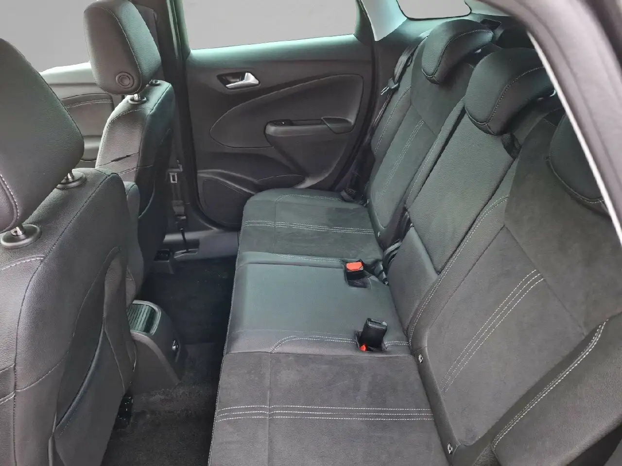 Opel Crossland Ultimate Paket — Galería del vehículo 10
