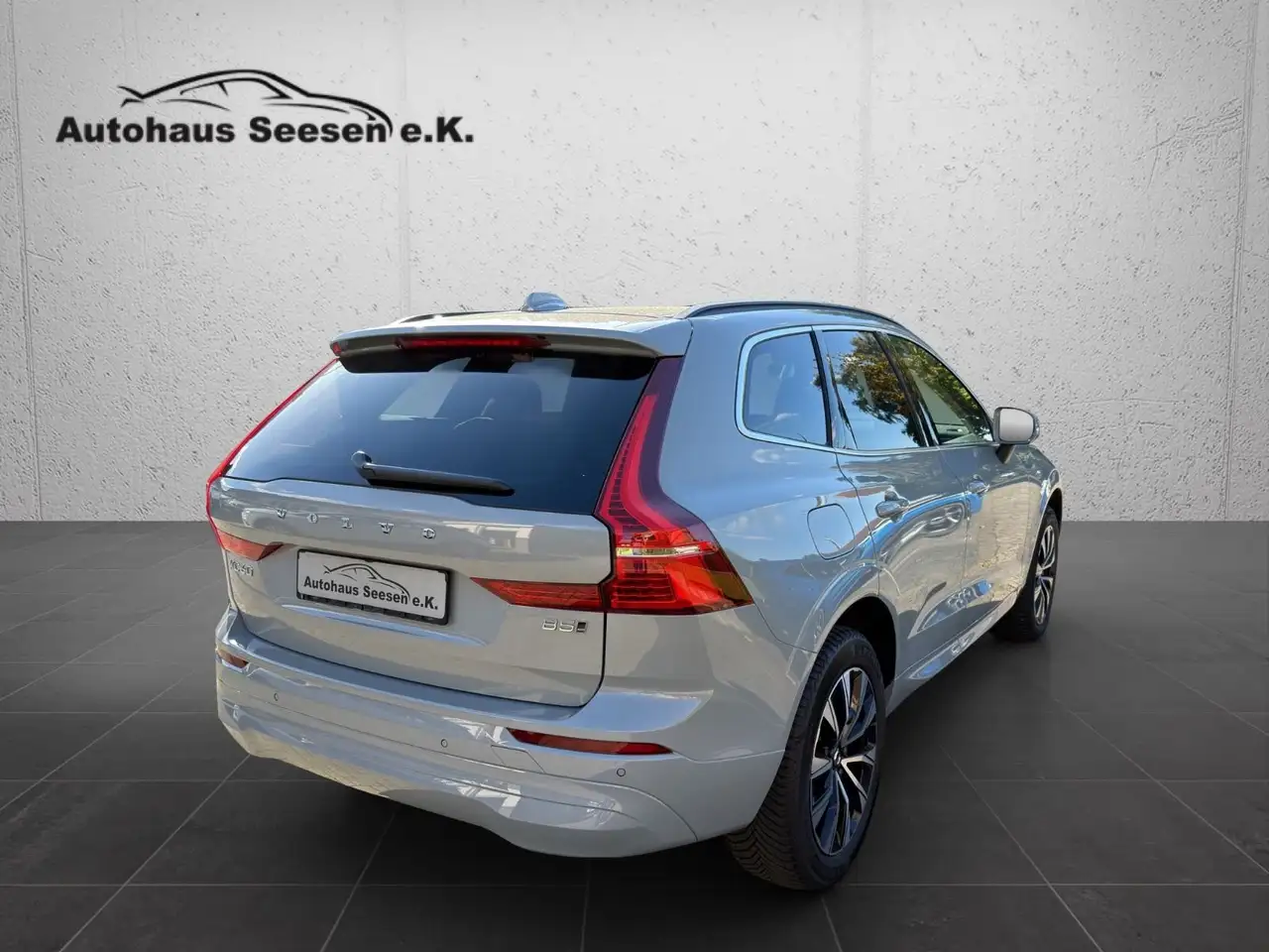 Volvo XC60 Core AWD*ACC*LED*LANE*SHZ*Leder* Memory * — معرض صور السيارة 7