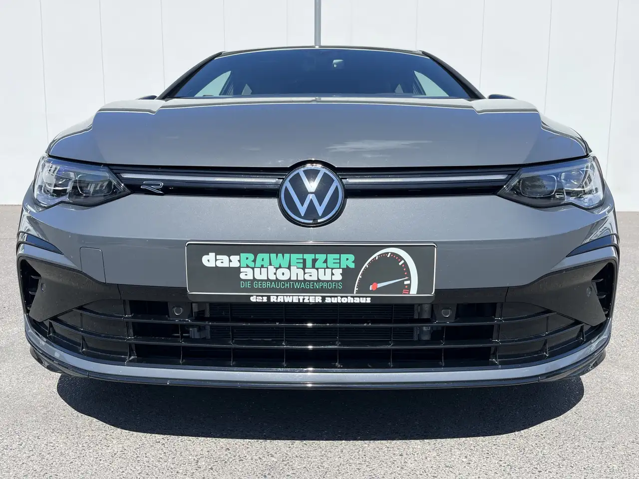 Volkswagen Golf 1.5 TSI DSG R-Line 2,99% Fin. AHK Navi TravelAssi — معرض صور السيارة 4
