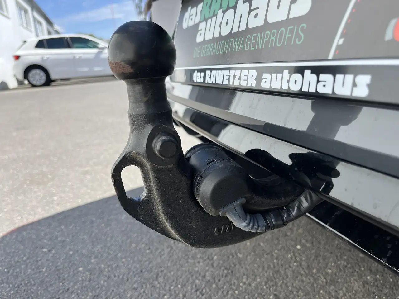 Volkswagen Golf 1.5 TSI DSG R-Line 2,99% Fin. AHK Navi TravelAssi — معرض صور السيارة 29