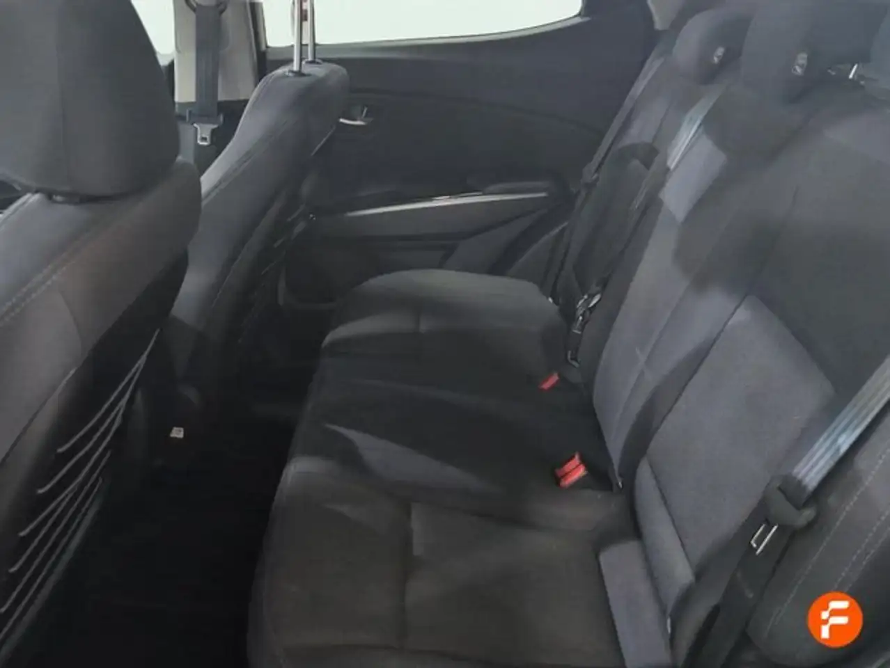 SsangYong Tivoli G15T LP Urban Plus — Vehicle gallery 15