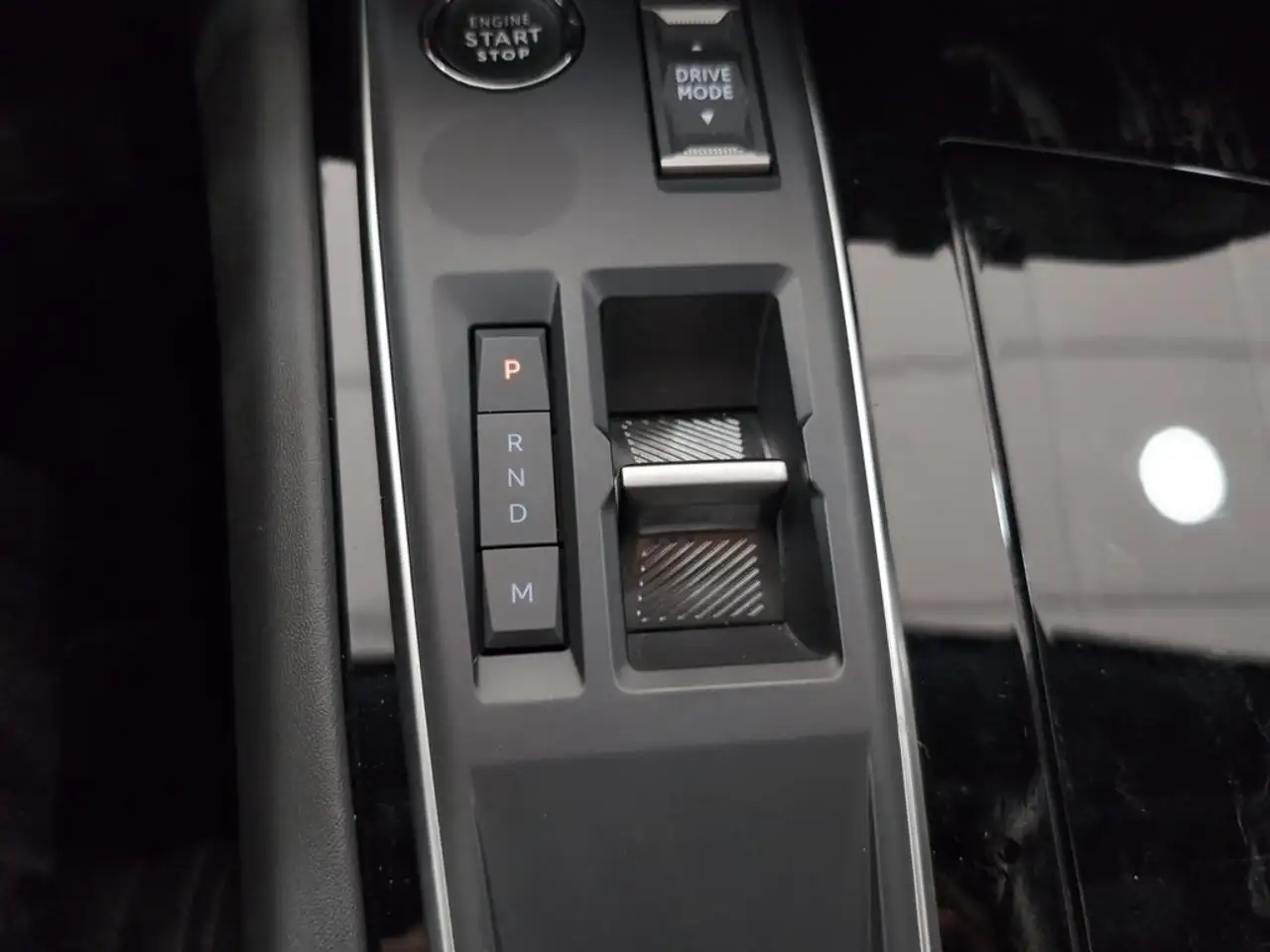 Peugeot 508 1.2 PureTech S&S Allure EAT8 130 — معرض صور السيارة 14