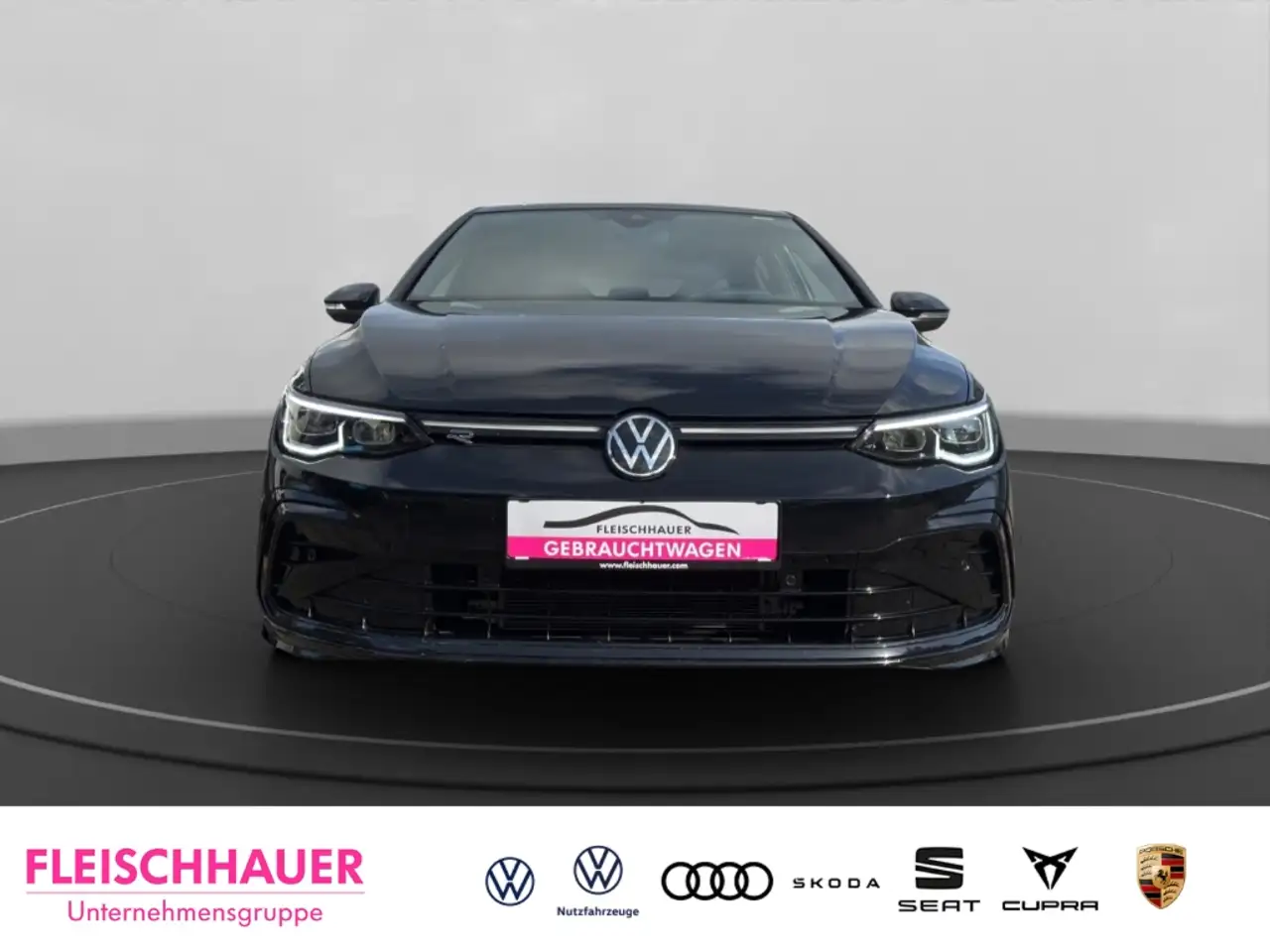 Volkswagen Golf VIII R-Line 1.5 eTSI LED+ACC+HUD+PANO+NAVI+RFK+BUS — Galería del vehículo 2
