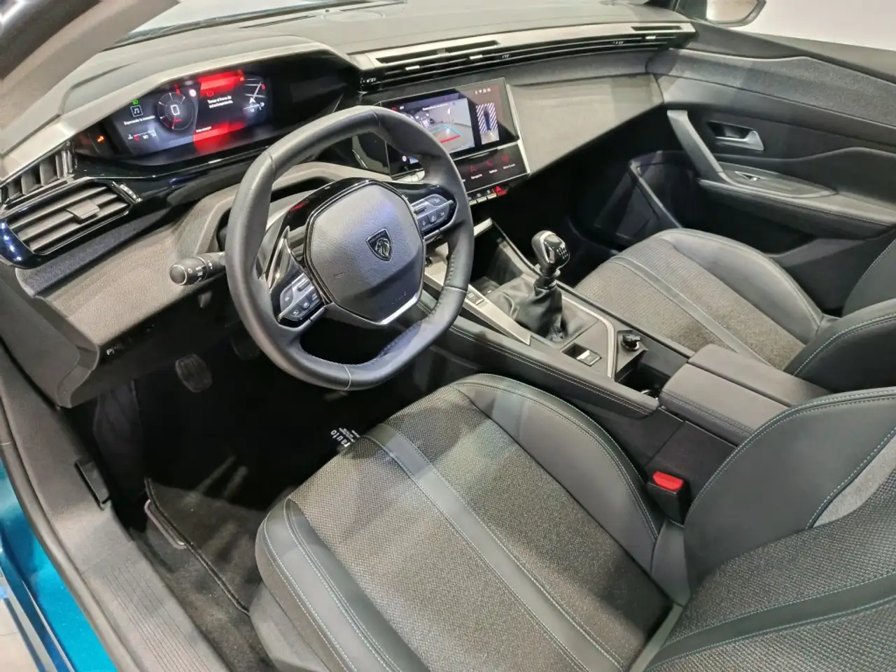 Peugeot 308 1.2 PureTech S&S Allure Pack 130 — Galería del vehículo 8