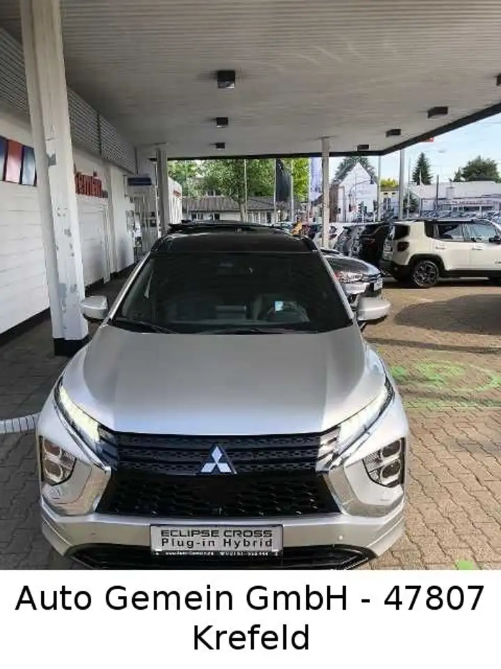 Mitsubishi Eclipse Cross Plug-in Hybrid TOP Panoramadach LS — Vehicle gallery 2
