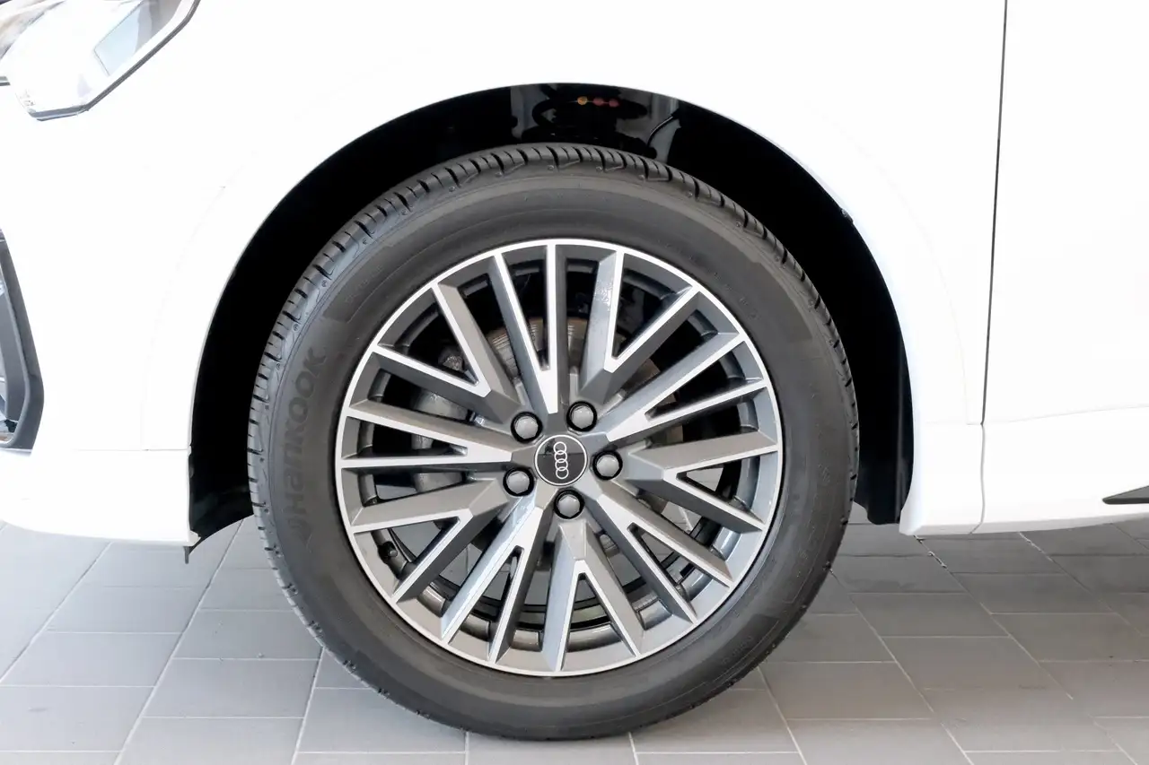 Audi Q3 35 TFSI S line ACC AHK NAVI /1. Hand — Galerie du véhicule 6