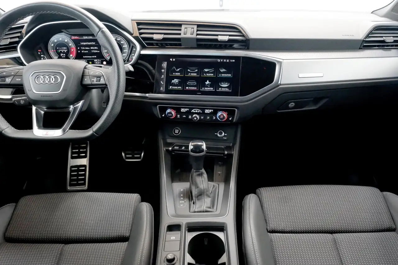 Audi Q3 35 TFSI S line ACC AHK NAVI /1. Hand — Galerie du véhicule 12