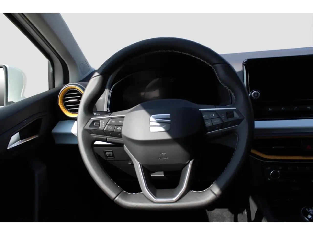 SEAT Ibiza 1.0 EU6d 1,0 TSI Style 5tg. Digitales Cockpit LED — Galería del vehículo 14
