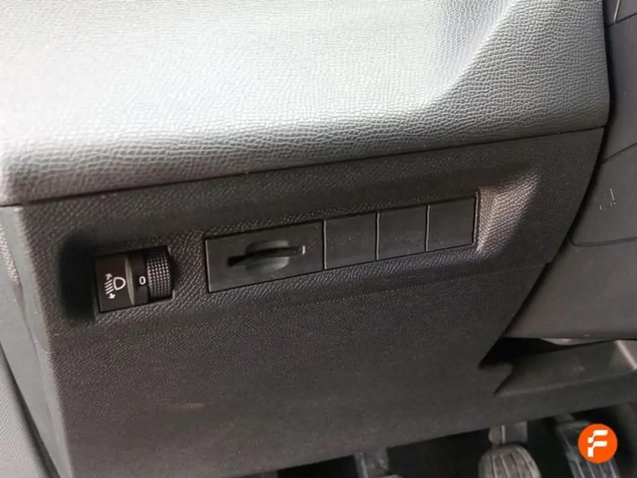 Peugeot 308 1.2 PureTech S&S Active 130 — معرض صور السيارة 22