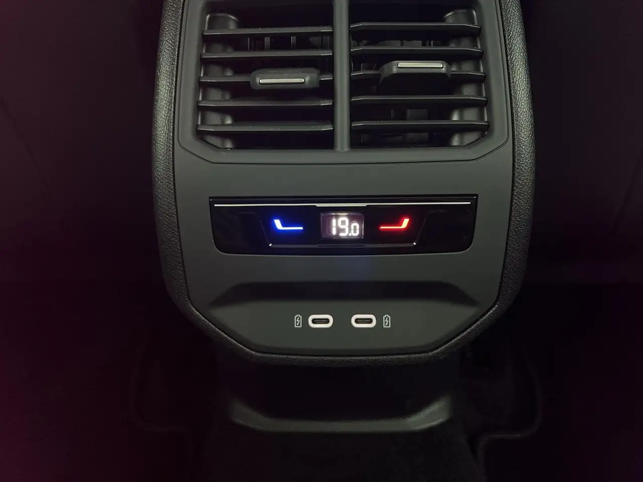CUPRA Formentor Basis 1.5 TSI*NAVI*RFK*LHZ*uvm — معرض صور السيارة 19