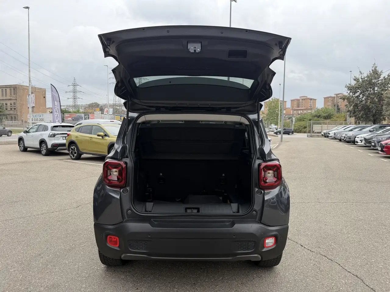 Jeep Renegade Renegade1.3 PHEV Altitude 4x4 Aut. 140KW — Galerie du véhicule 10