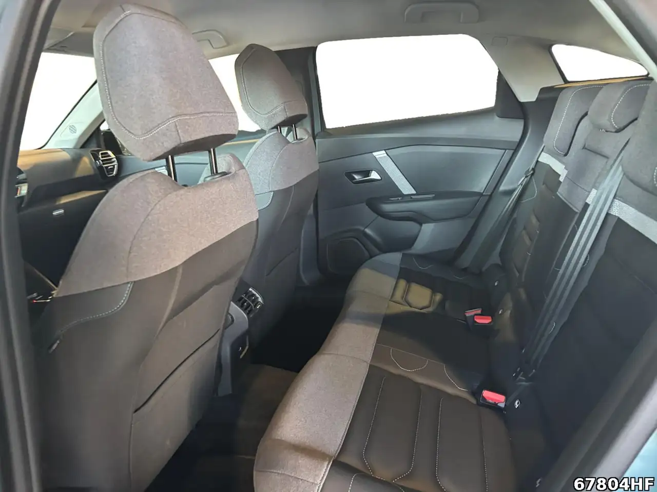Citroen C4 Shine +NAVI+SHZ+HEADUP+180KAMERA+CARPLAY+ — معرض صور السيارة 7