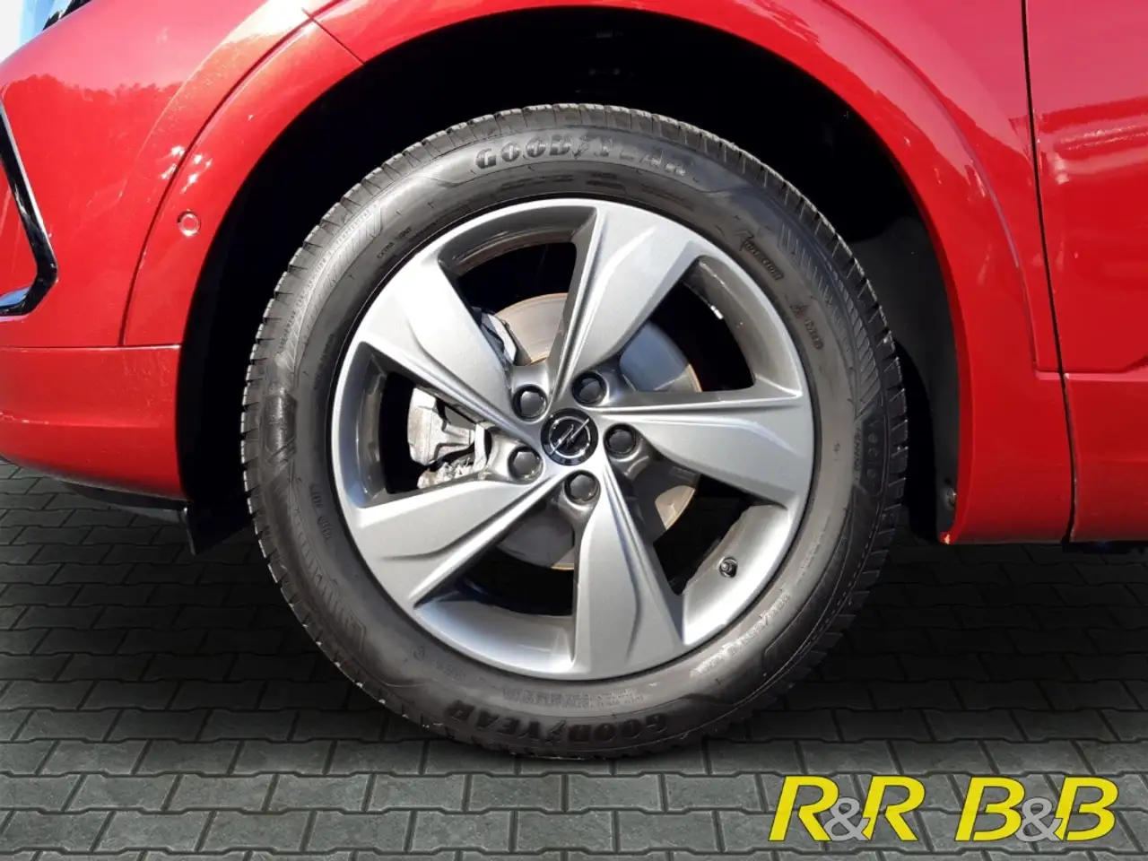 Opel Grandland 1.2 Elegance AUTOMATIK+AHK+NAVI+360 KAMERA+LED+CAR — Galería del vehículo 5