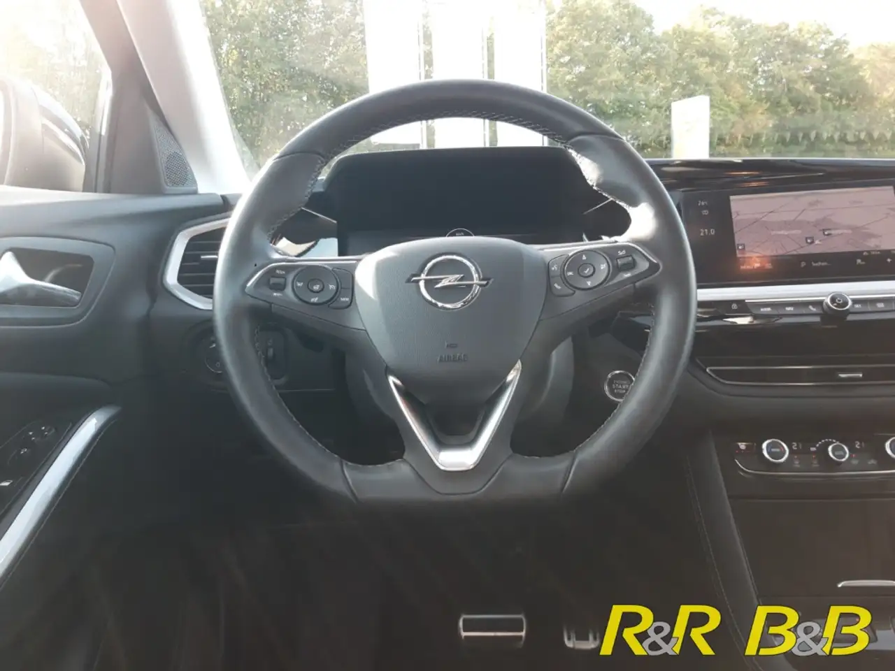 Opel Grandland 1.2 Elegance AUTOMATIK+AHK+NAVI+360 KAMERA+LED+CAR — Galería del vehículo 7