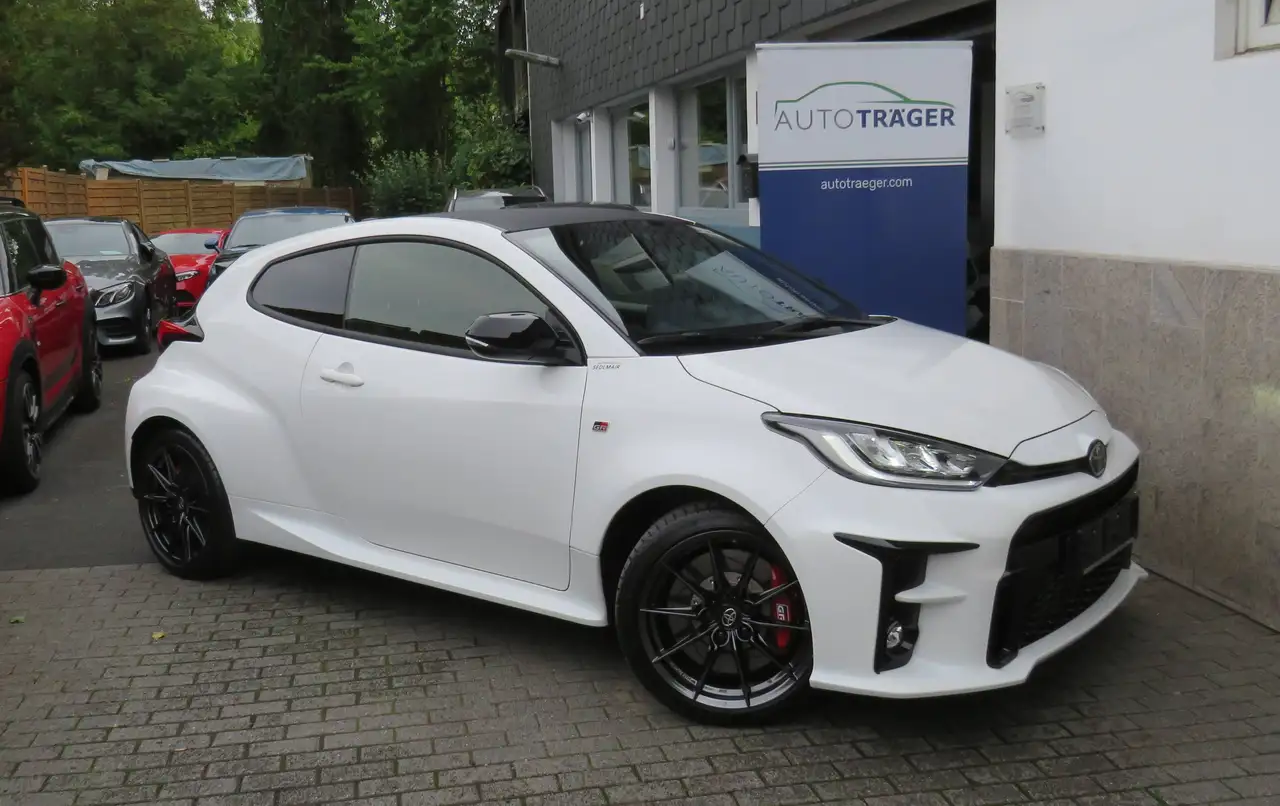 Toyota Yaris GR // ACC, Shz, R-Kam — Wuppertal