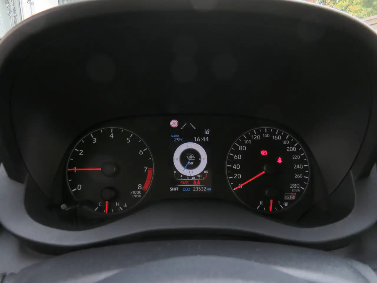 Toyota Yaris GR // ACC, Shz, R-Kam — معرض صور السيارة 19