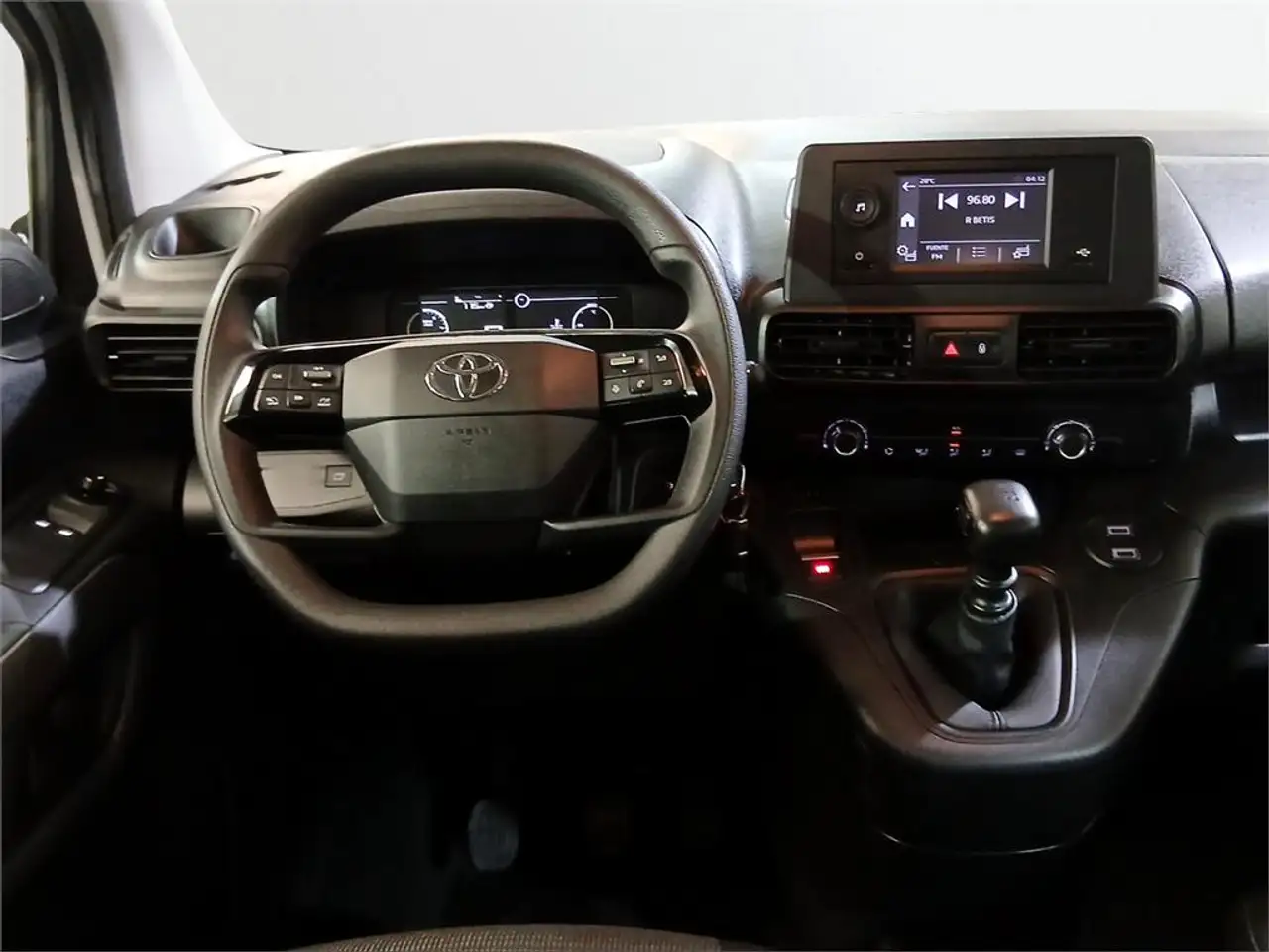 Toyota Proace City Combi L1 1.5D 75kW (100CV) GX 5p — معرض صور السيارة 9