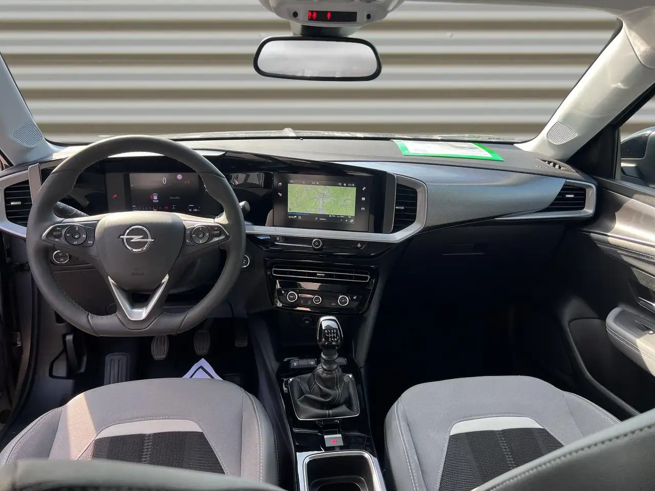 Opel Mokka 1.2 Elegance*Navi*LED*Kamera*ACC*Le/Shz* — Galería del vehículo 10