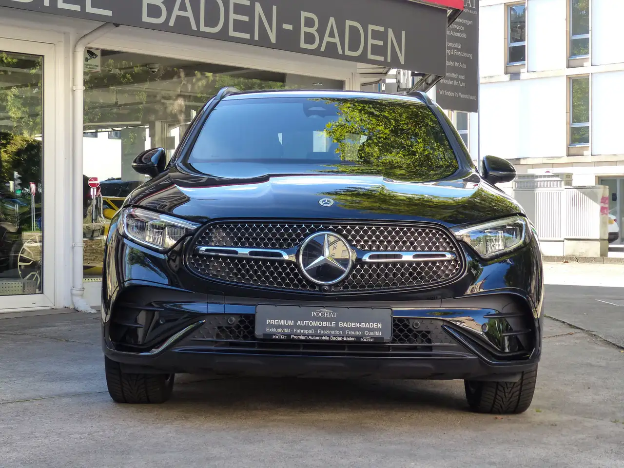 Mercedes-Benz GLC 200 4M AMG Sport Advanced Paket*Night*20Zoll — Galería del vehículo 2