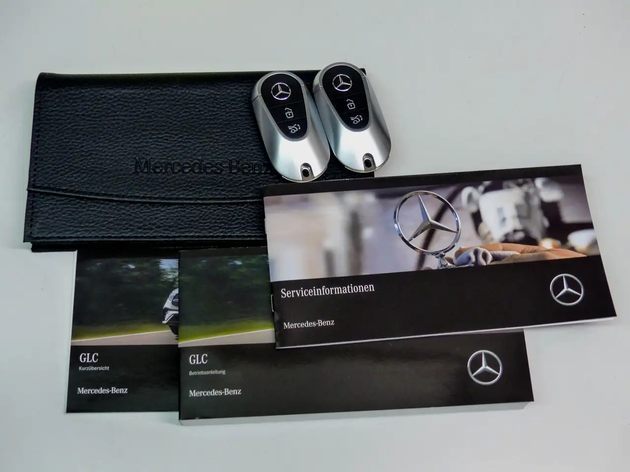 Mercedes-Benz GLC 200 4M AMG Sport Advanced Paket*Night*20Zoll — Galería del vehículo 25