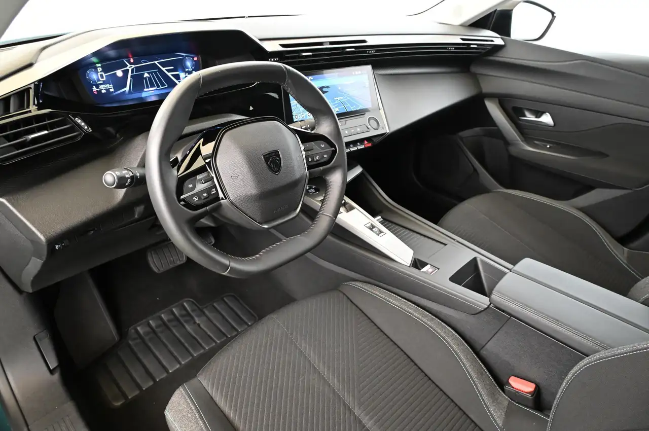 Peugeot 308 SW 1.2 130 e-THP EAT8 Style LED/NAVI/DAB/16S — معرض صور السيارة 12