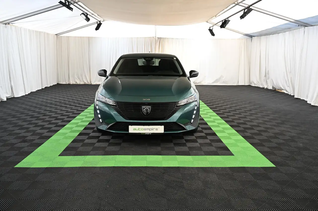 Peugeot 308 SW 1.2 130 e-THP EAT8 Style LED/NAVI/DAB/16S — معرض صور السيارة 3