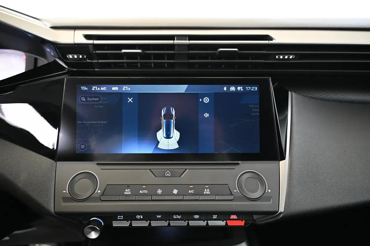 Peugeot 308 SW 1.2 130 e-THP EAT8 Style LED/NAVI/DAB/16S — معرض صور السيارة 15