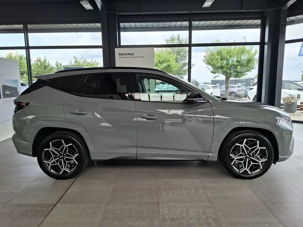 Hyundai TUCSON Hybrid 1.6 T-GDi 230 PS 6-AT 2WD N LINE — معرض صور السيارة 4
