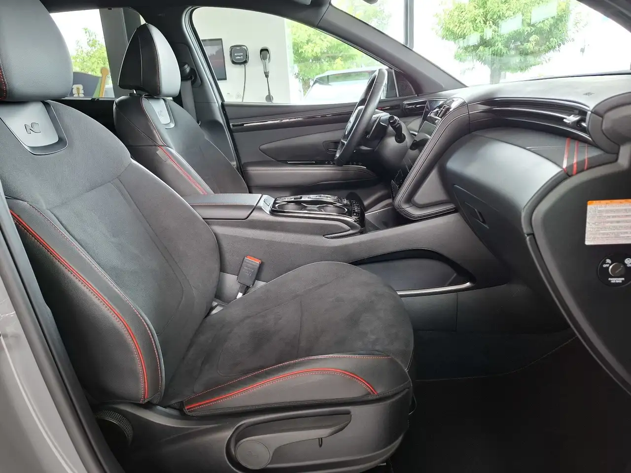 Hyundai TUCSON Hybrid 1.6 T-GDi 230 PS 6-AT 2WD N LINE — معرض صور السيارة 14