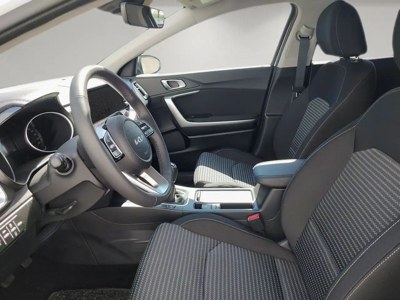 Kia XCeed 1,5T Vision Navi — Galería del vehículo 7