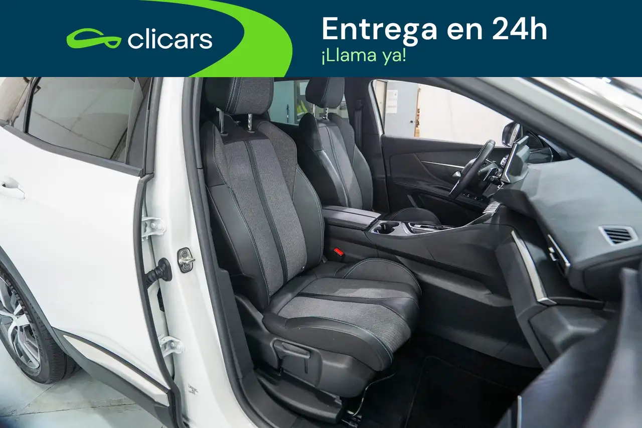 Peugeot 3008 Hybrid 136 Allure eDCS6 — Vehicle gallery 16