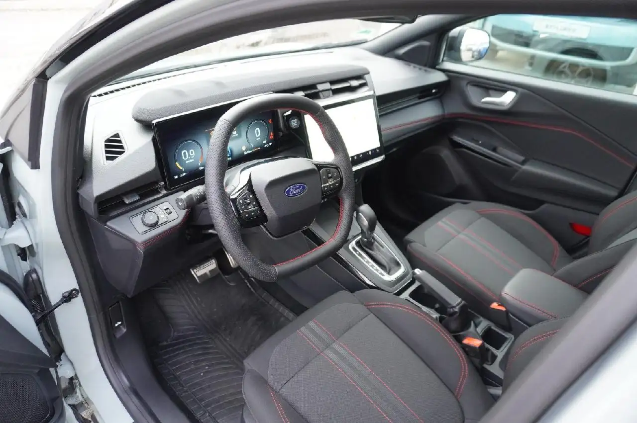Ford Puma ST-Line — Vehicle gallery 12