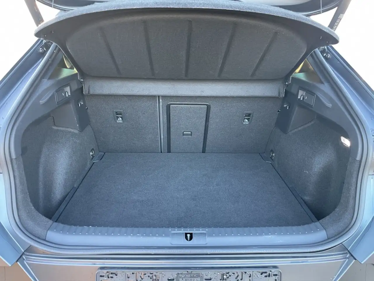 CUPRA Formentor 2.5 TSI DSG 4Drive VZ5 DCC MATT*AKEBONO*MATRIX*... — Vehicle gallery 10