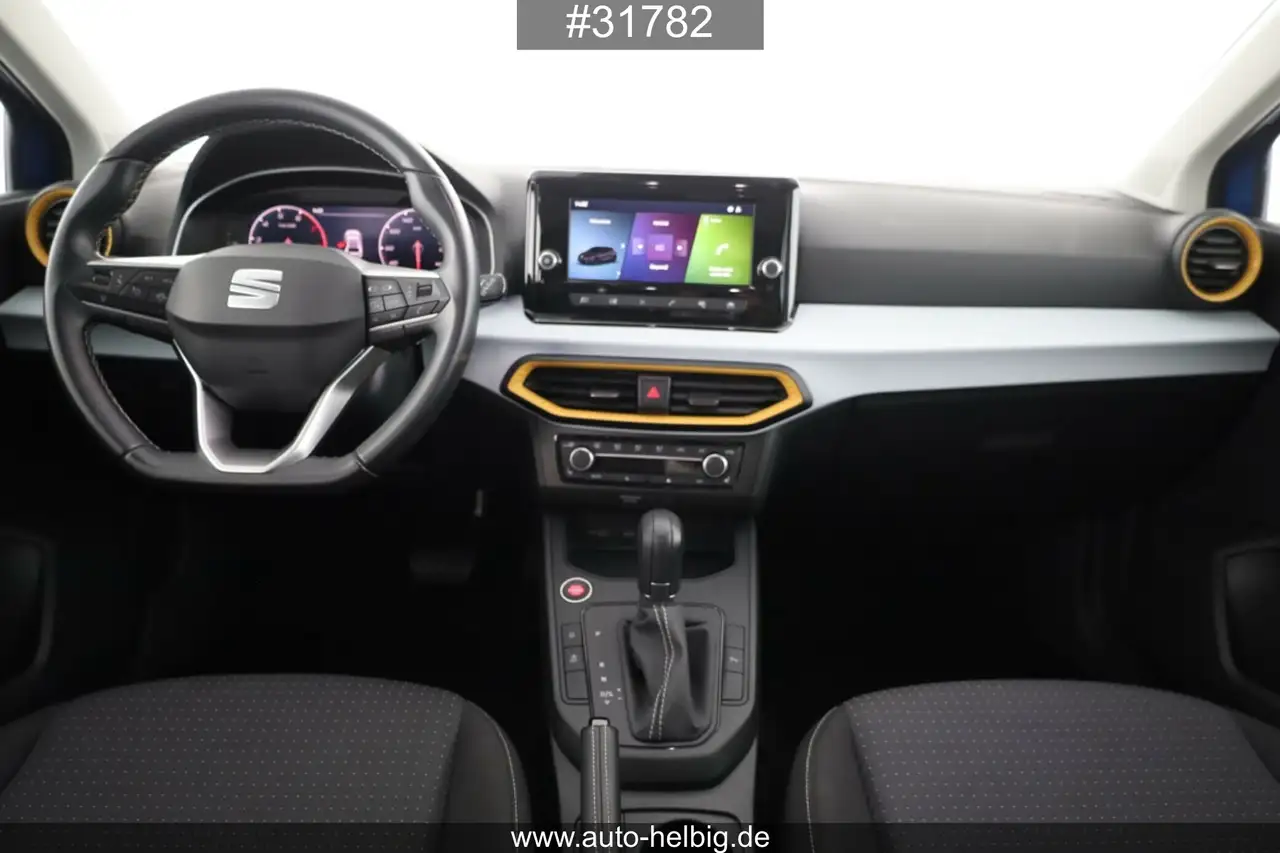 SEAT Ibiza Ibiza 1.0 TSI Style Edition #DSG#LED#Panorama# — Vehicle gallery 14