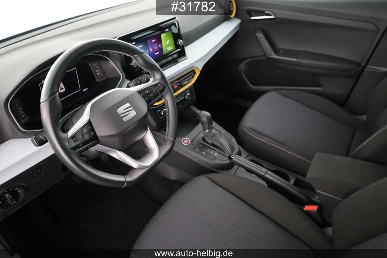 SEAT Ibiza Ibiza 1.0 TSI Style Edition #DSG#LED#Panorama# — Vehicle gallery 10