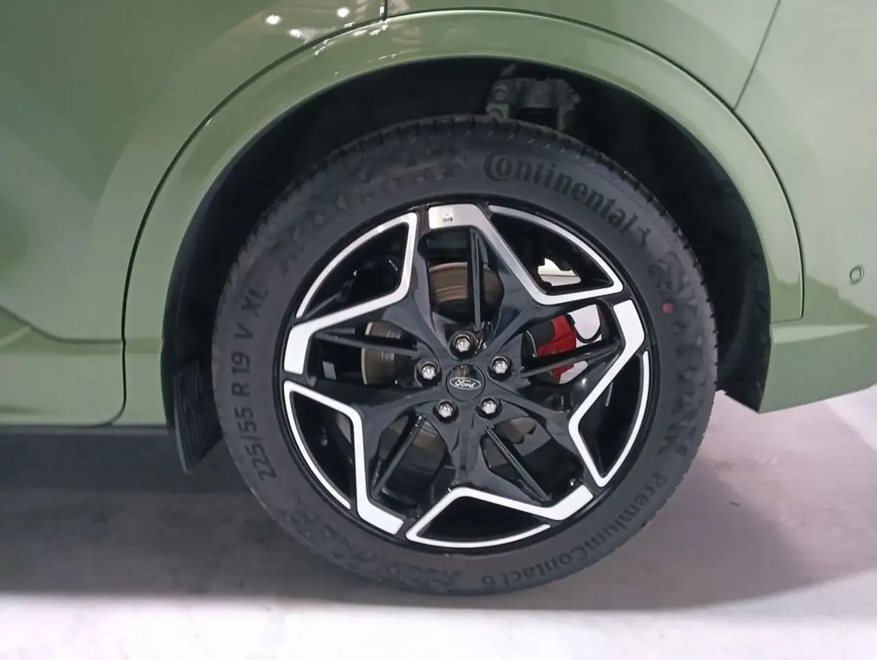 Ford Kuga 2.5 Duratec FHEV ST-Line 4x2 Aut. — Galerie du véhicule 11