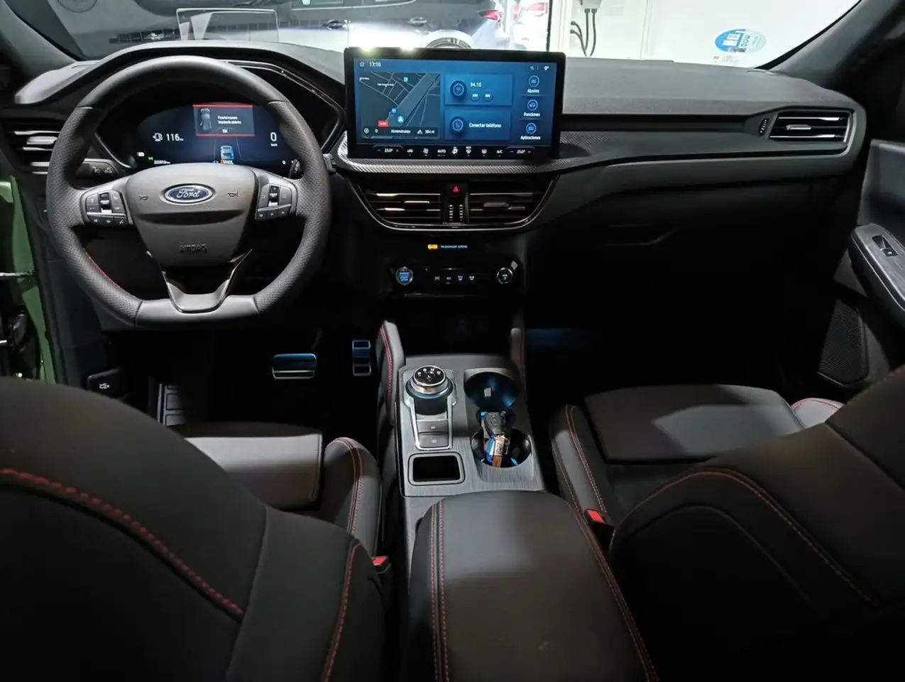 Ford Kuga 2.5 Duratec FHEV ST-Line 4x2 Aut. — Galerie du véhicule 12