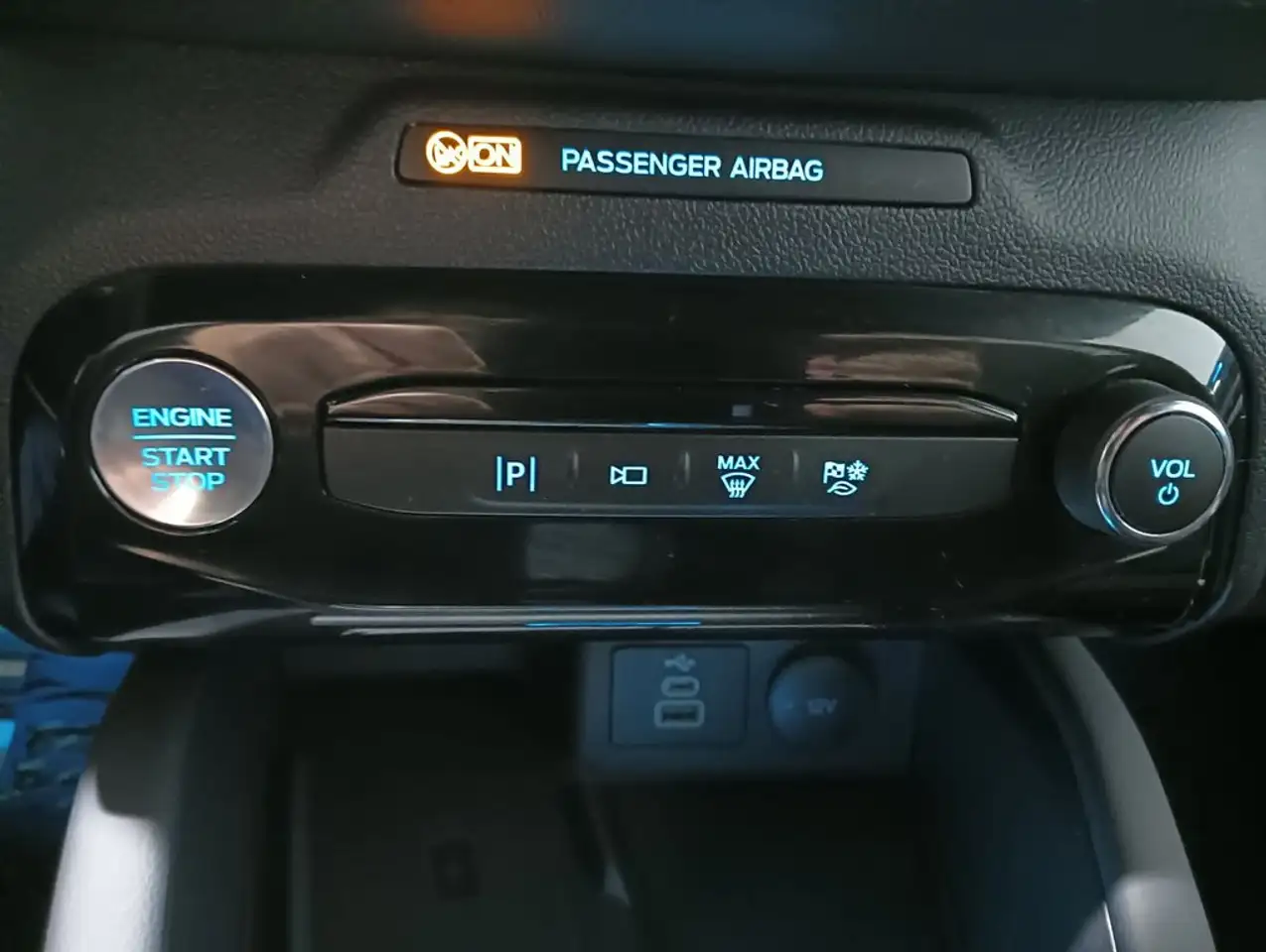 Ford Kuga 2.5 Duratec FHEV ST-Line 4x2 Aut. — Galerie du véhicule 19